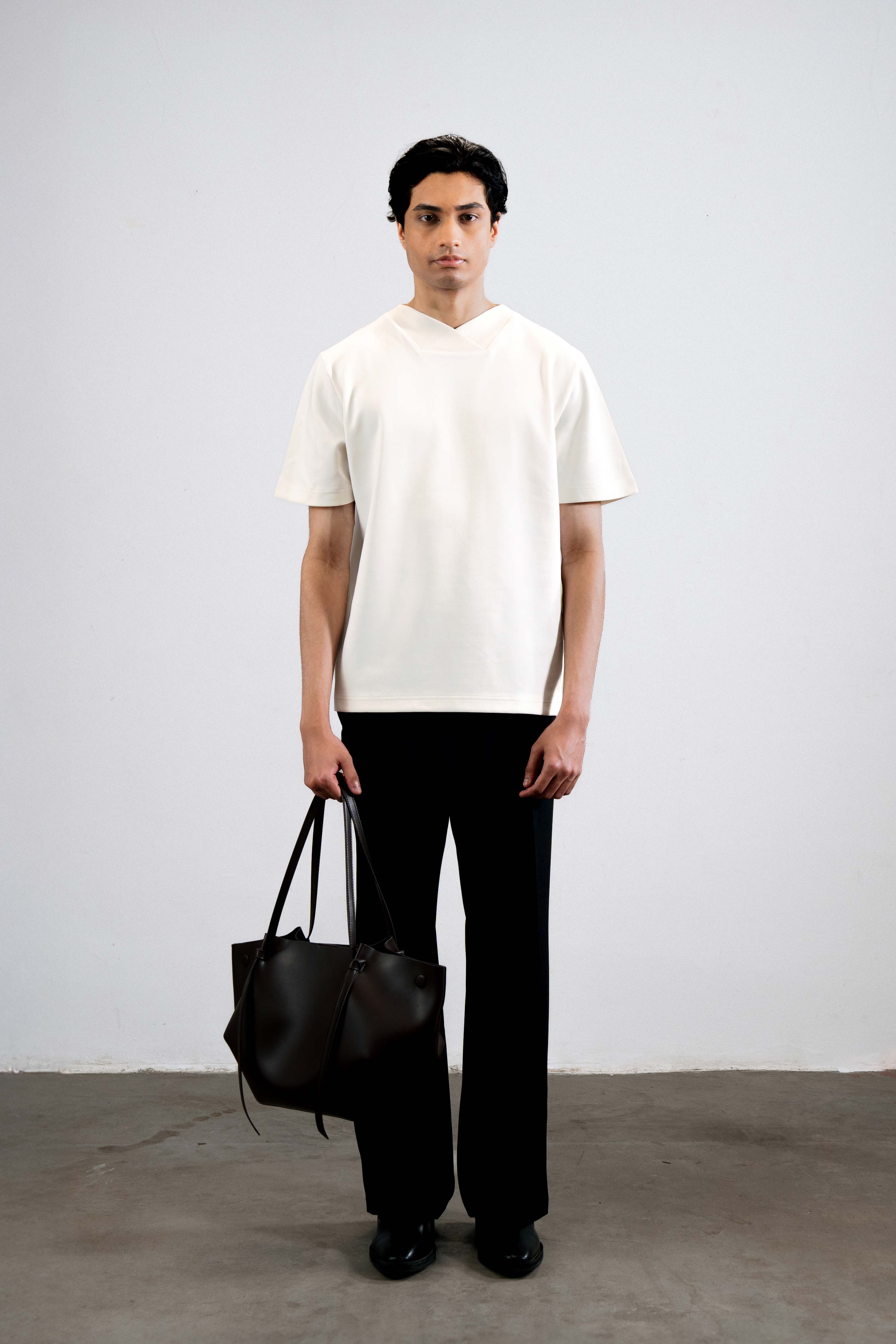 Signature Collar T-Shirt — Snow White