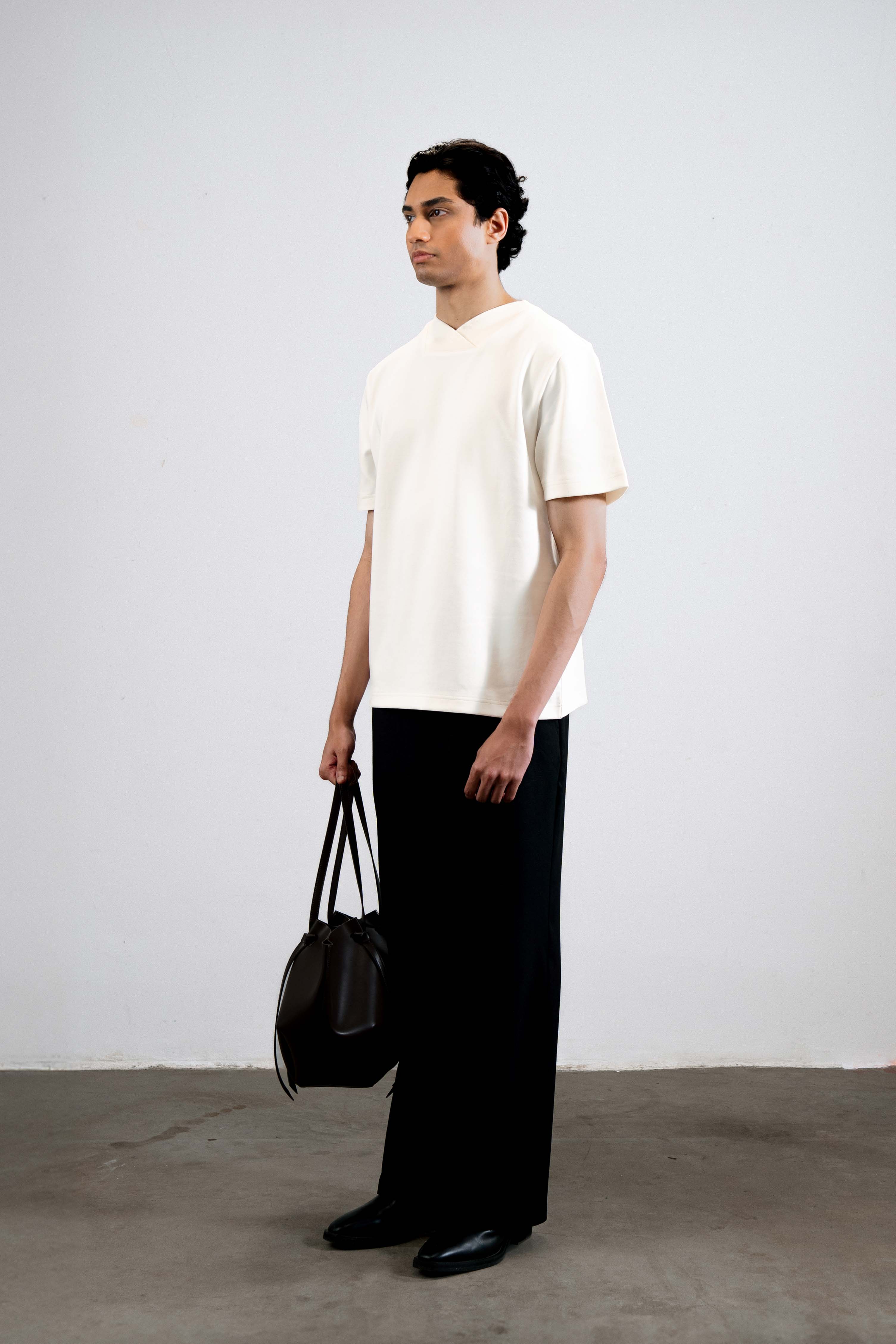 Signature Collar T-Shirt — Snow White